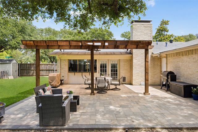 9235 Rolling Rock Lane, Dallas, TX 75238
