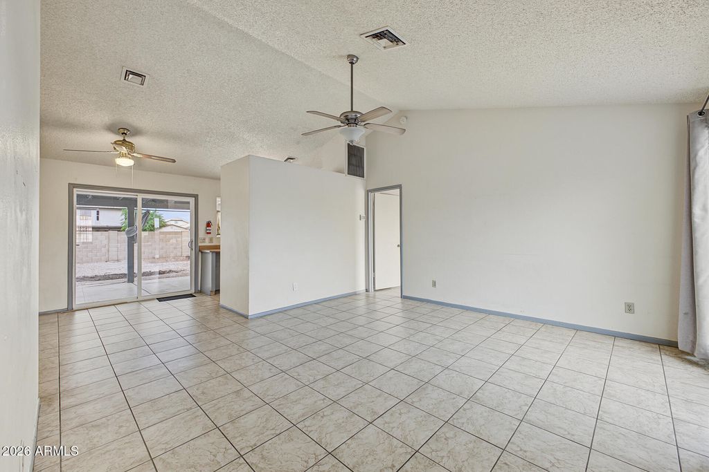 12332 N 86TH Lane, Peoria, AZ 85381 — photo 4