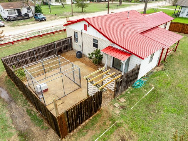 603 Eagle Drive, Eddy, TX 76524