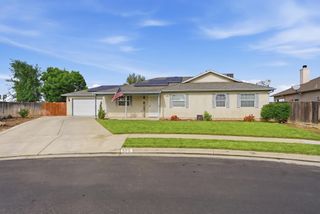 505 Westgate Place, Lemoore, CA 93245