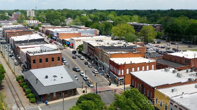 125 Utility Lane B, Mooresville, NC 28115