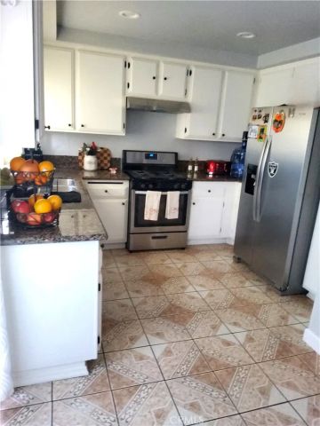 13540 Hubbard Street 10, Sylmar, CA 91342