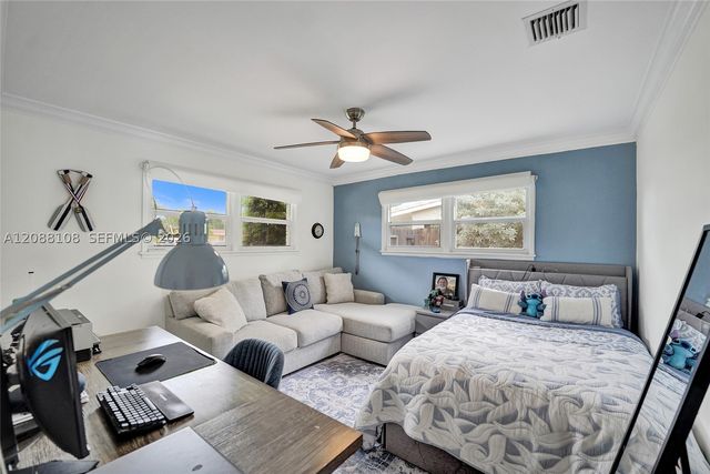 418 NW 20th St, Wilton Manors, FL 33311