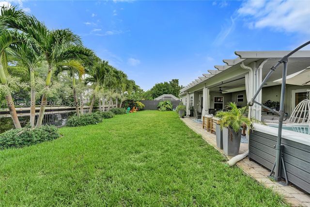 418 NW 20th St, Wilton Manors, FL 33311