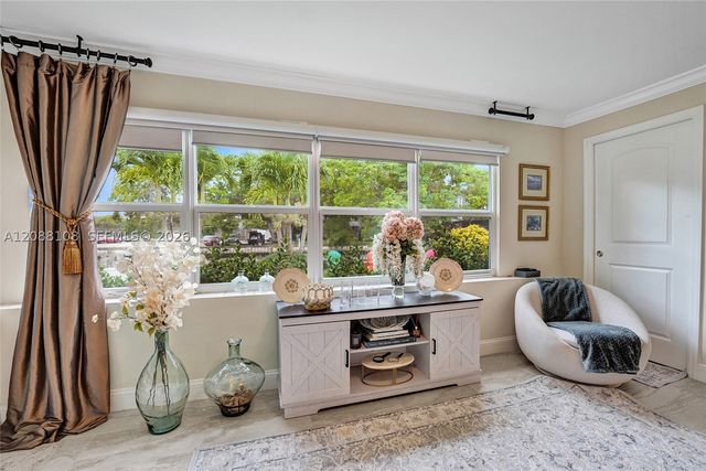 418 NW 20th St, Wilton Manors, FL 33311