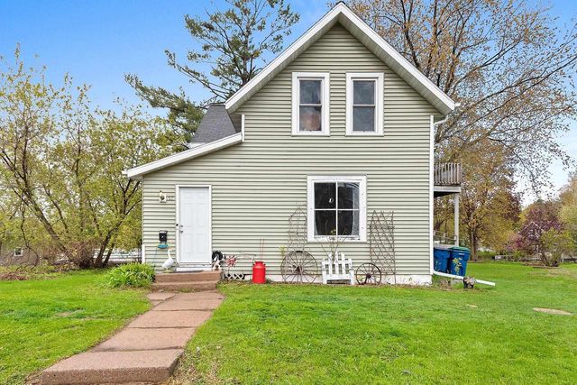 63 N 12TH STREET, Clintonville, WI 54929