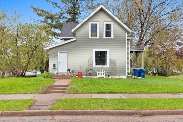 63 N 12TH STREET, Clintonville, WI 54929