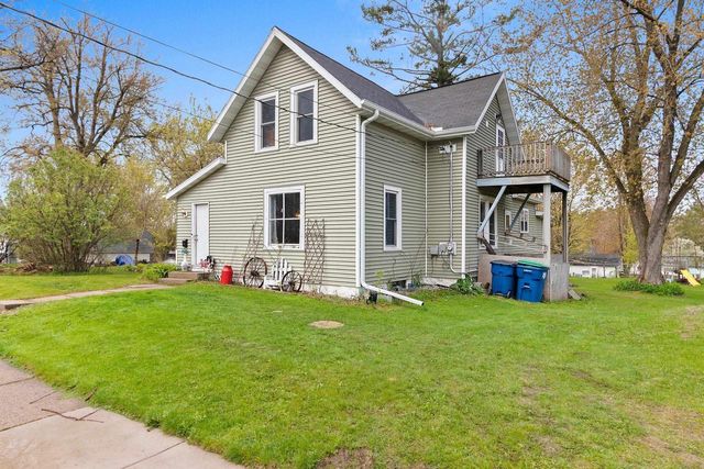63 N 12TH STREET, Clintonville, WI 54929