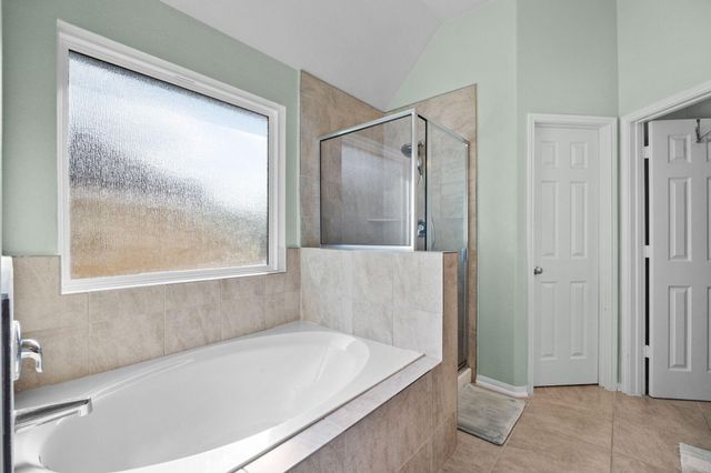 204 Rippling Creek Lane, Alvin, TX 77511