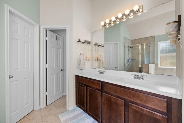 204 Rippling Creek Lane, Alvin, TX 77511