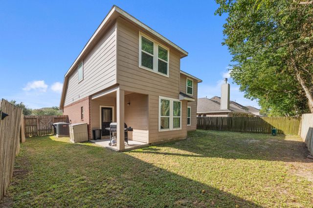 204 Rippling Creek Lane, Alvin, TX 77511