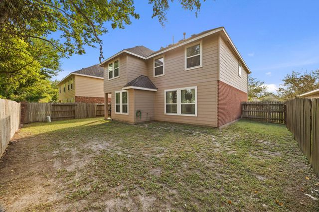 204 Rippling Creek Lane, Alvin, TX 77511