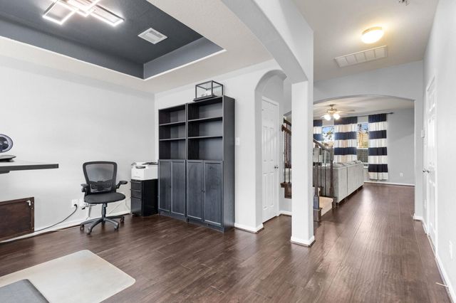 204 Rippling Creek Lane, Alvin, TX 77511