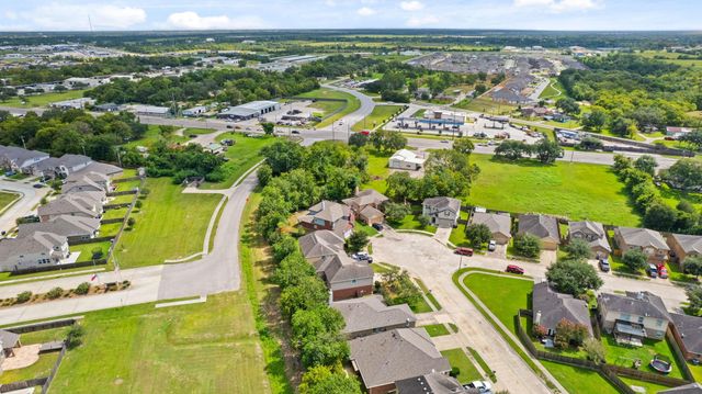 204 Rippling Creek Lane, Alvin, TX 77511
