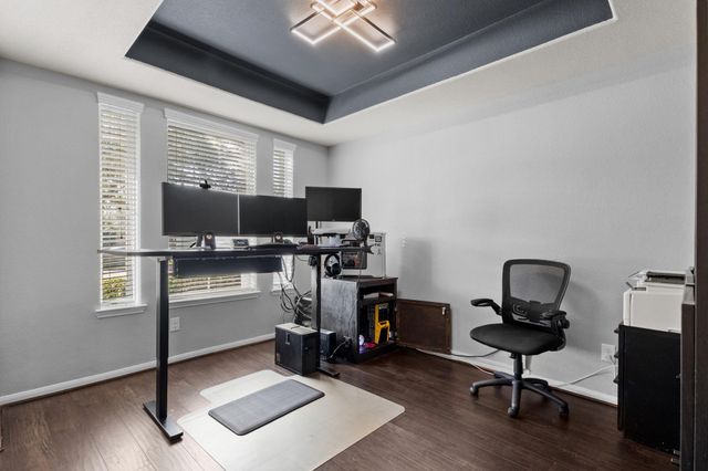 204 Rippling Creek Lane, Alvin, TX 77511