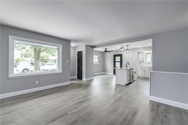 4562 W 192nd Street, Cleveland, OH 44135