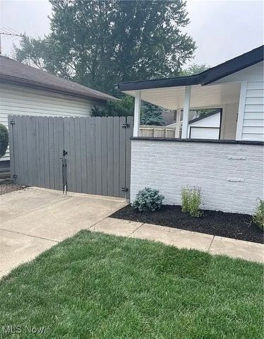 4562 W 192nd Street, Cleveland, OH 44135