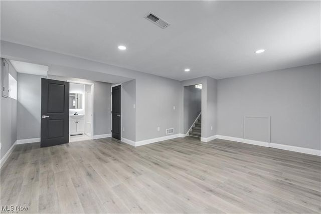 4562 W 192nd Street, Cleveland, OH 44135