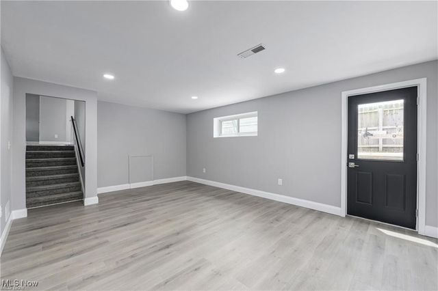 4562 W 192nd Street, Cleveland, OH 44135