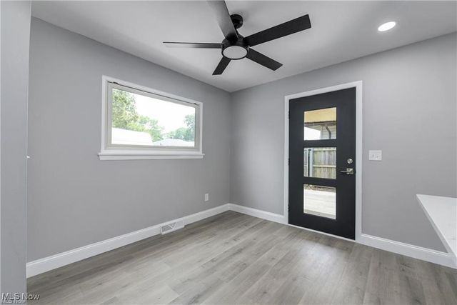 4562 W 192nd Street, Cleveland, OH 44135