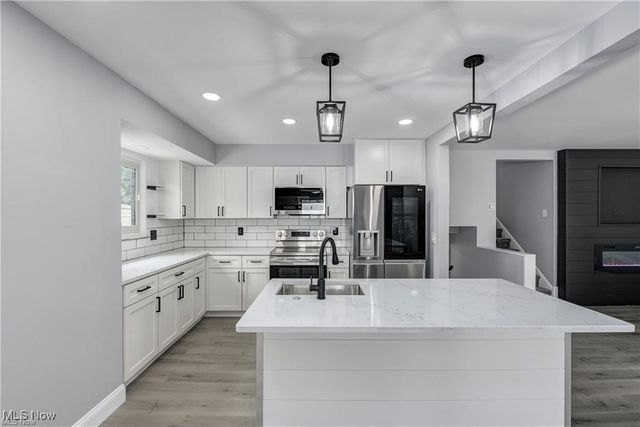 4562 W 192nd Street, Cleveland, OH 44135