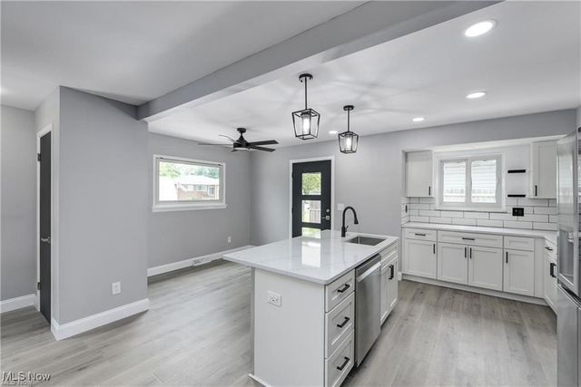 4562 W 192nd Street, Cleveland, OH 44135