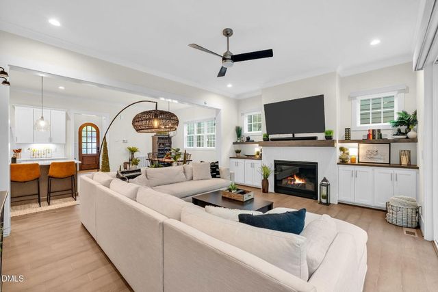 616 E Cabarrus Street, Raleigh, NC 27601