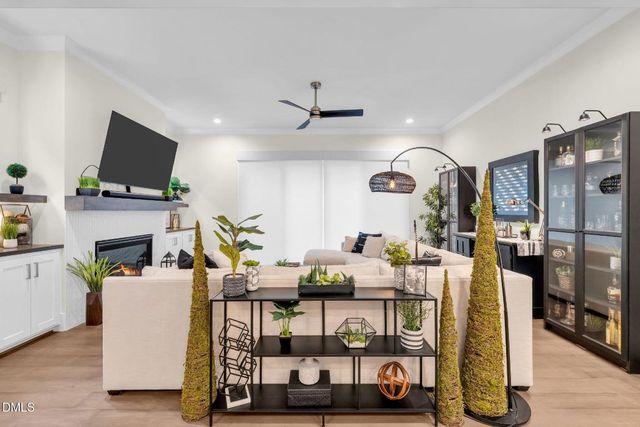 616 E Cabarrus Street, Raleigh, NC 27601