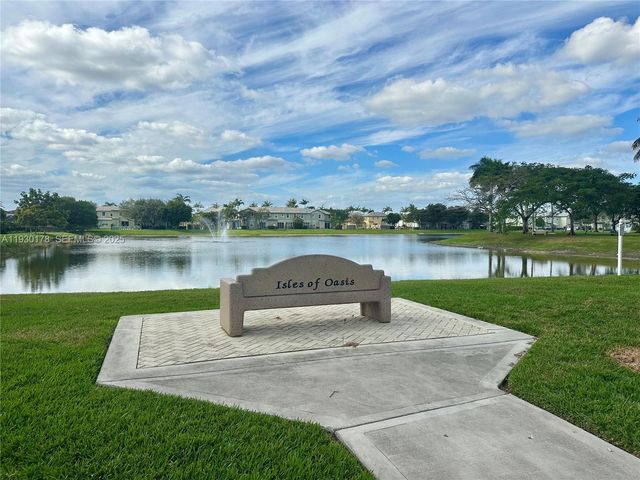 2933 SE 2nd Dr 9, Homestead, FL 33033