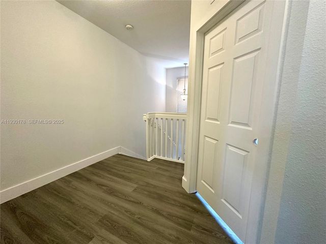 2933 SE 2nd Dr 9, Homestead, FL 33033