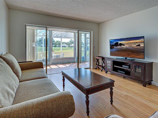 414 CERROMAR CIRCLE S 152, Venice, FL 34293