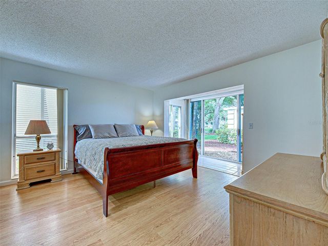 414 CERROMAR CIRCLE S 152, Venice, FL 34293