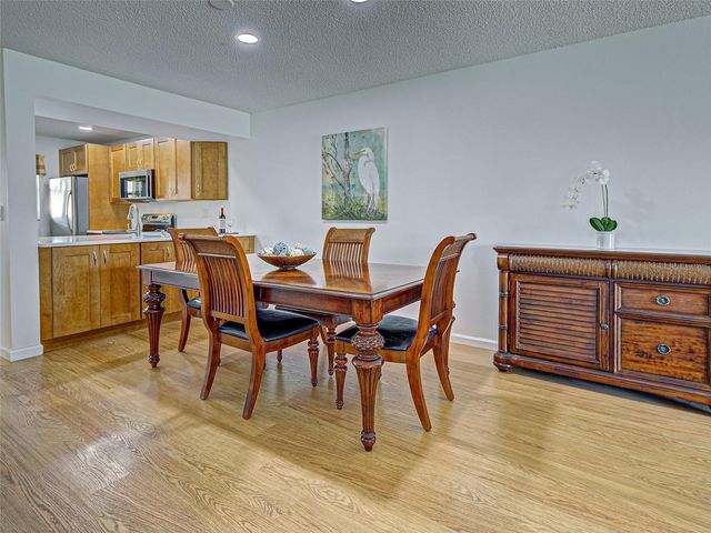 414 CERROMAR CIRCLE S 152, Venice, FL 34293