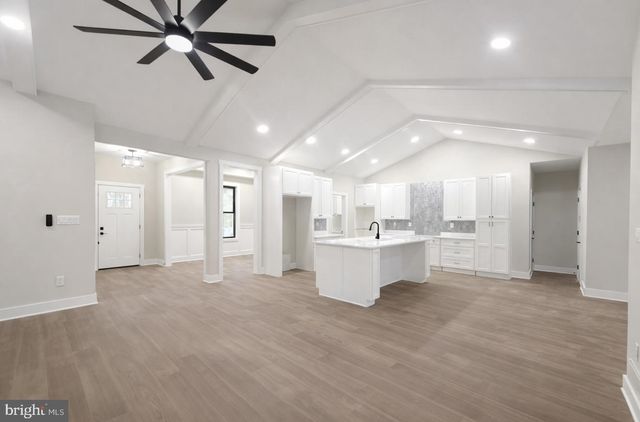 539 PRADO WAY, Berkeley Springs, WV 25411