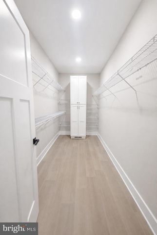 539 PRADO WAY, Berkeley Springs, WV 25411