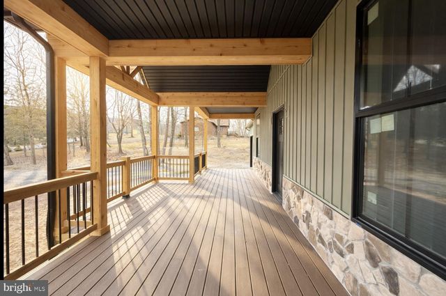 539 PRADO WAY, Berkeley Springs, WV 25411