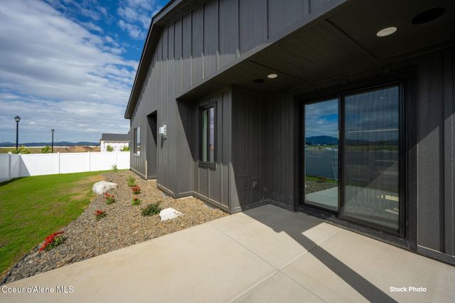 6584 W CONSTANTINE LN, Rathdrum, ID 83858