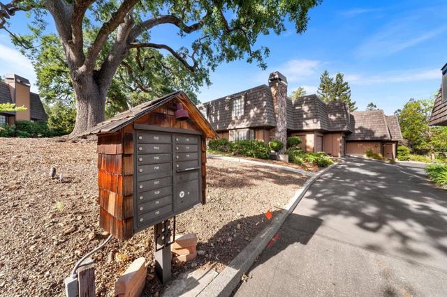 704 Winchester Boulevard, Los Gatos, CA 95030