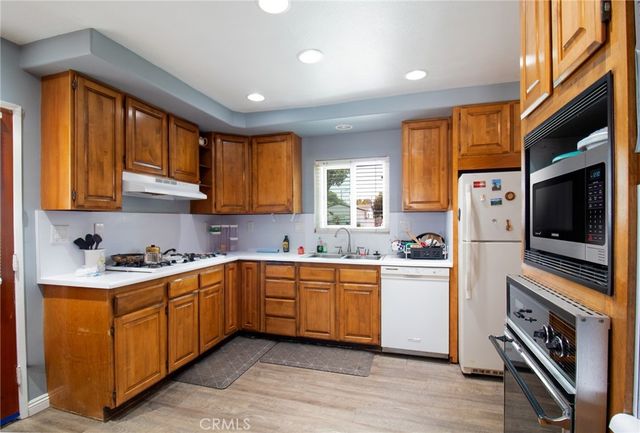 517 S Newell, Fullerton, CA 92832