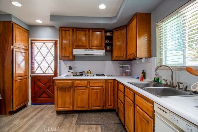 517 S Newell, Fullerton, CA 92832