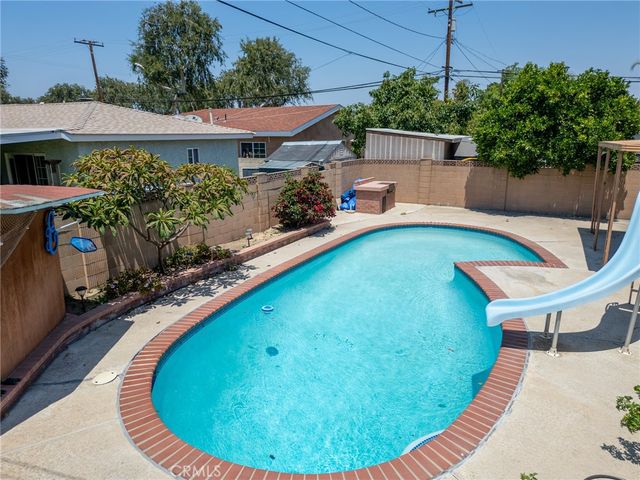 517 S Newell, Fullerton, CA 92832