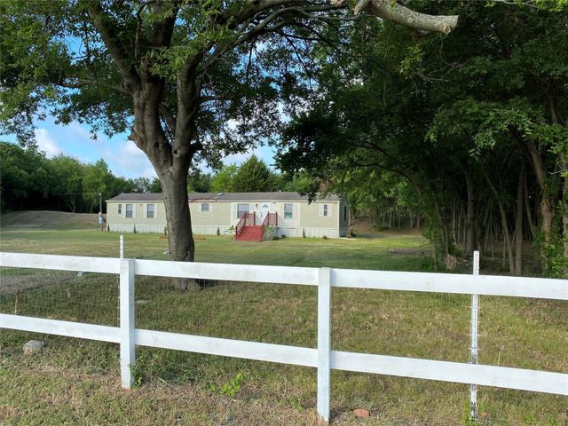 4201 N I 45, Ennis, TX 75119