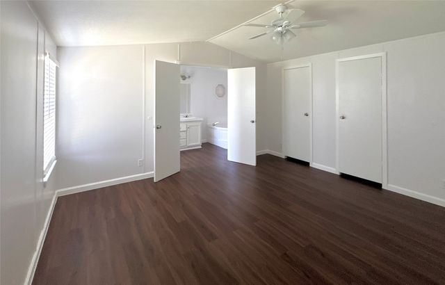 4201 N I 45, Ennis, TX 75119