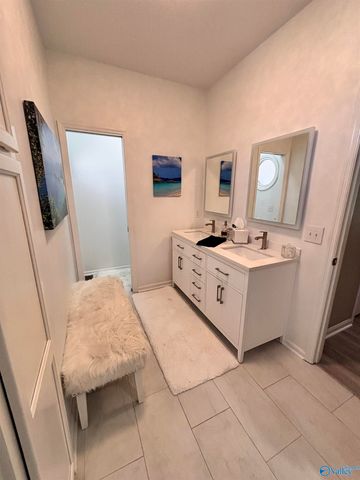 112 Octavia Drive, Meridianville, AL 35759