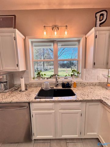 112 Octavia Drive, Meridianville, AL 35759