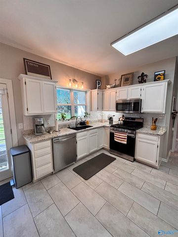 112 Octavia Drive, Meridianville, AL 35759