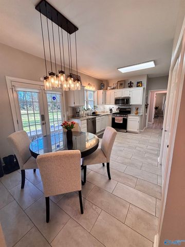 112 Octavia Drive, Meridianville, AL 35759