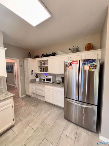 112 Octavia Drive, Meridianville, AL 35759