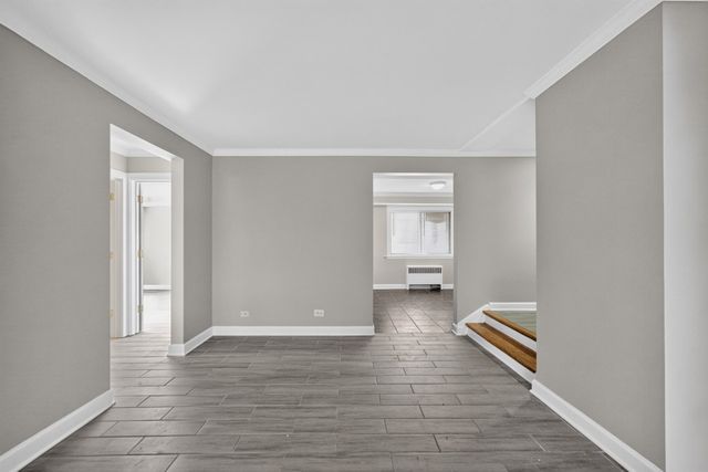 2710 W LUNT Avenue 107, Chicago, IL 60645
