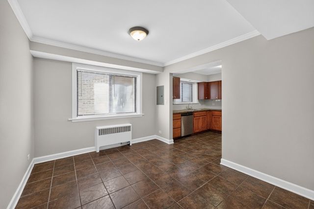 2710 W LUNT Avenue 107, Chicago, IL 60645